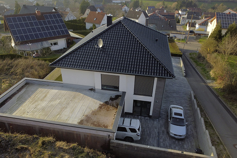 Einfamilienhaus mit Garage